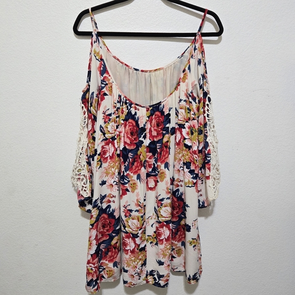 Umgee Floral Cold Shoulder Tunic Mini Dress Crochet Lace Sleeves Size Medium - Picture 4 of 11